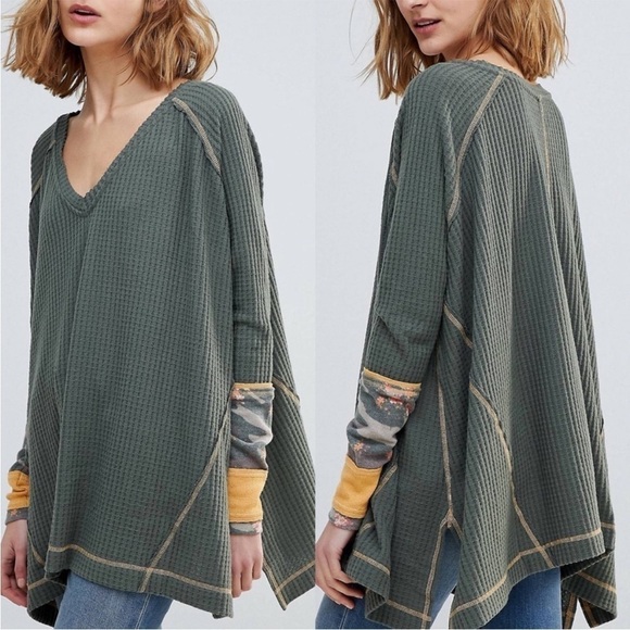 Free People (We the free) Lovin Leopard Thermal Long Sleeved Top Size Small - Picture 1 of 7
